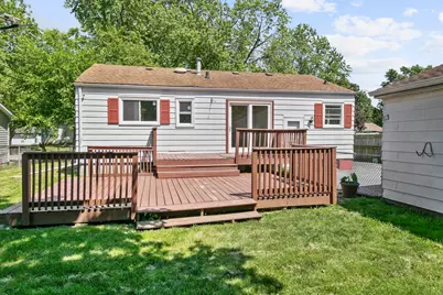 2110 Delaware Road, Waukegan, IL 60087 - Photo 21