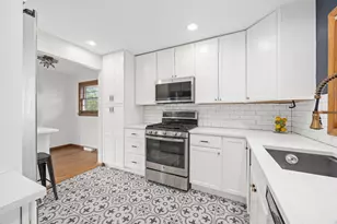 22 6th St, Downers Grove, IL 60515 - Photo 9