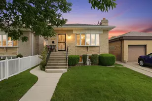 4818 N Sayre Ave, Chicago, IL 60656 - Photo 1