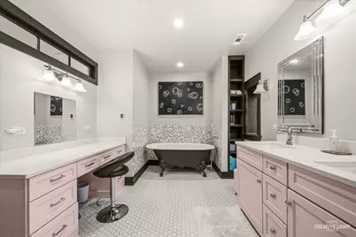 1184 S Batavia Avenue, Batavia, IL 60510 - Photo 27