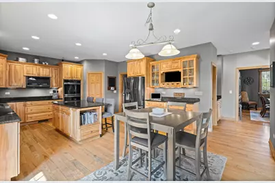 7205 Pierceshire Road, Spring Grove, IL 60081 - Photo 9