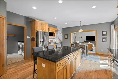 7205 Pierceshire Road, Spring Grove, IL 60081 - Photo 11