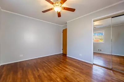 8708 44th Place, Lyons, IL 60534 - Photo 15