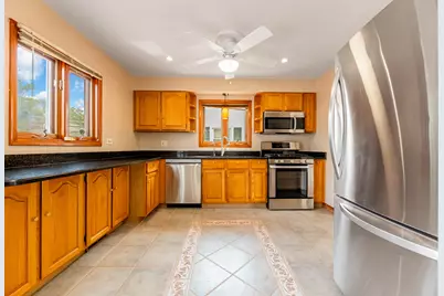 8708 44th Place, Lyons, IL 60534 - Photo 7