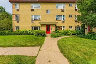 2123 Howard St, Evanston, IL 60202 - Photo 1
