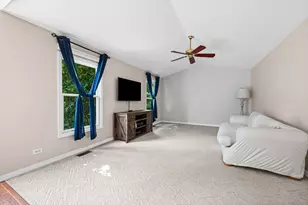 1449 Willow Tree Dr, Crystal Lake, IL 60014 - Photo 3