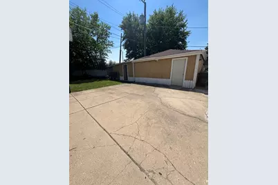 4825 W Jarlath Street, Lincolnwood, IL 60712 - Photo 31
