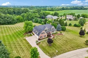 385 Valley Way, Burlington, IL 60109 - Photo 35