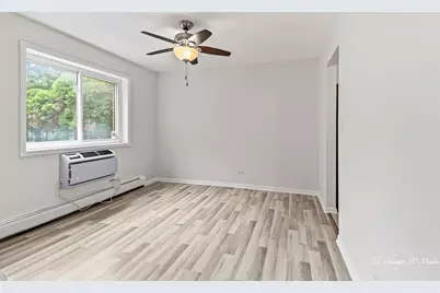 1340 W Touhy Avenue #202, Chicago, IL 60626 - Photo 7