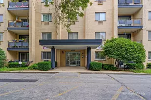 1340 W Touhy Ave, Chicago, IL 60626 - Photo 1