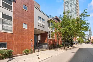 1808 S Michigan Ave, Chicago, IL 60616 - Photo 1