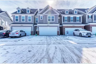 2235 Horseshoe Circle #2235, Naperville, IL 60564 - Photo 3