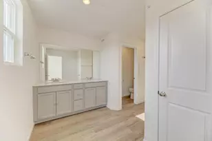 2235 Horseshoe Cir, Naperville, IL 60564 - Photo 19
