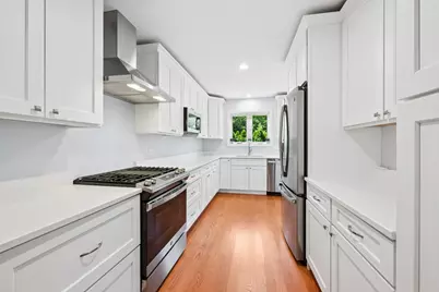 5626 N Kerbs Avenue, Chicago, IL 60646 - Photo 9