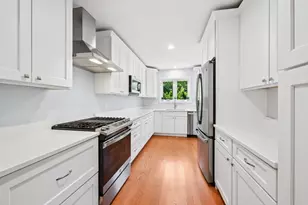 5626 N Kerbs Ave, Chicago, IL 60646 - Photo 9