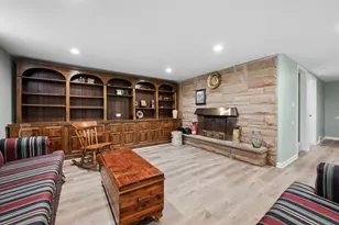 5626 N Kerbs Ave, Chicago, IL 60646 - Photo 19
