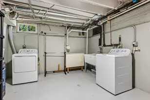 5626 N Kerbs Ave, Chicago, IL 60646 - Photo 21