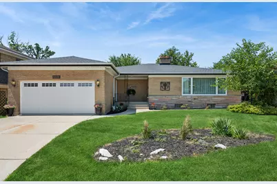 5626 N Kerbs Avenue, Chicago, IL 60646 - Photo 1