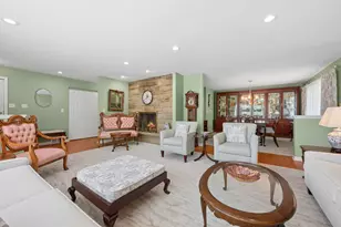 5626 N Kerbs Ave, Chicago, IL 60646 - Photo 5