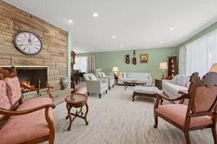 5626 N Kerbs Ave, Chicago, IL 60646 - Photo 3