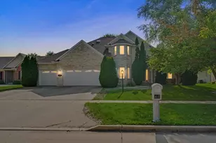 1808 Vale St, Champaign, IL 61822 - Photo 3