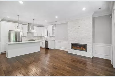 1424 W Fillmore Street #2E, Chicago, IL 60607 - Photo 3