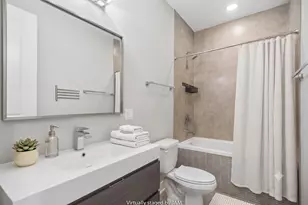 1424 W Fillmore St, Chicago, IL 60607 - Photo 19