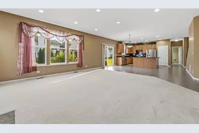 2023 Torino Drive, Elgin, IL 60123 - Photo 17