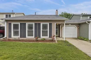 376 Thorncliffe Dr, Glendale Heights, IL 60139 - Photo 1
