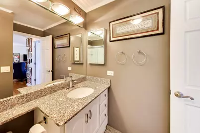 1560 N Sandburg Terrace #2103J, Chicago, IL 60610 - Photo 13