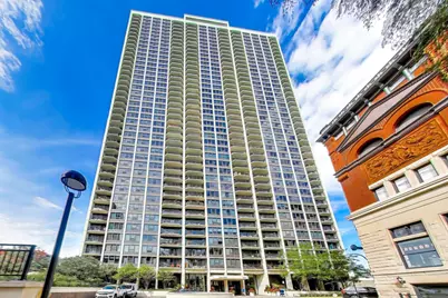 1560 N Sandburg Terrace #2103J, Chicago, IL 60610 - Photo 1
