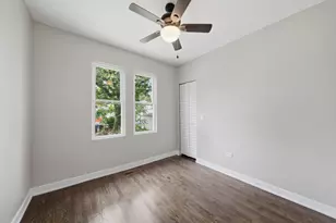 6828 S Champlain Ave, Chicago, IL 60637 - Photo 13