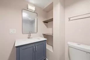 6828 S Champlain Ave, Chicago, IL 60637 - Photo 15