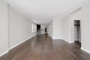 6828 S Champlain Ave, Chicago, IL 60637 - Photo 23