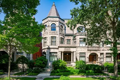 4942 S Ellis Avenue, Chicago, IL 60615 - Photo 1