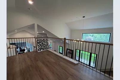 8501 S 84th Avenue, Hickory Hills, IL 60457 - Photo 29
