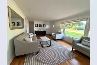 2283 Bellevue Place, Northbrook, IL 60062 - Photo 9