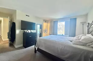 3217 W Bryn Mawr Ave, Chicago, IL 60659 - Photo 17