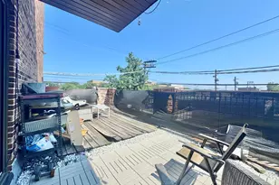 3217 W Bryn Mawr Ave, Chicago, IL 60659 - Photo 23