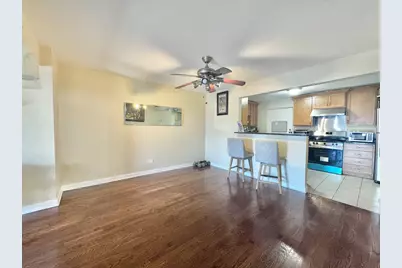 3217 W Bryn Mawr Avenue #201, Chicago, IL 60659 - Photo 3