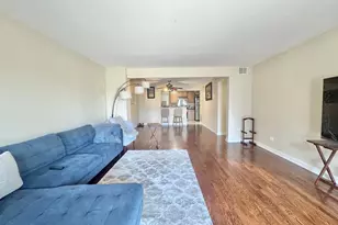 3217 W Bryn Mawr Ave, Chicago, IL 60659 - Photo 7