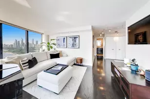 155 N Harbor Dr, Chicago, IL 60601 - Photo 5