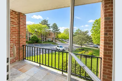 520 Biesterfield Road #209, Elk Grove Village, IL 60007 - Photo 15