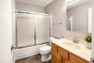 520 Biesterfield Rd, Elk Grove Village, IL 60007 - Photo 27