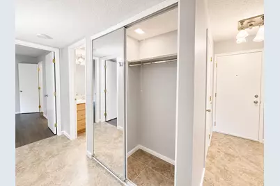 520 Biesterfield Road #209, Elk Grove Village, IL 60007 - Photo 17