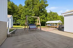 7302 Old Peoria Rd, Danvers, IL 61732 - Photo 29