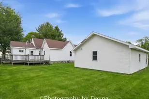 201 NW Lexington St, Iroquois, IL 60945 - Photo 29