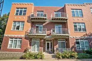 946 W Fry St, Chicago, IL 60642 - Photo 1