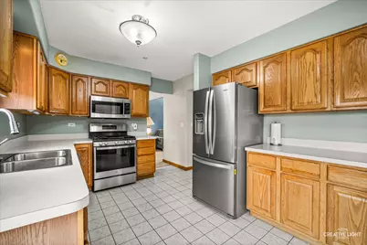 2070 N Masters Lane, Lake Villa, IL 60046 - Photo 5
