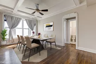 943 E Hyde Park Blvd, Chicago, IL 60615 - Photo 3